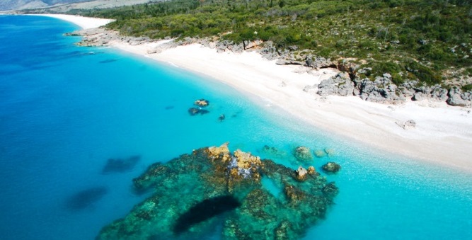 Nxitje per sezonin turistik! Ja cilat shtete do te hyjne pa viza ne Shqiperi deri me 15 Nentor 2017